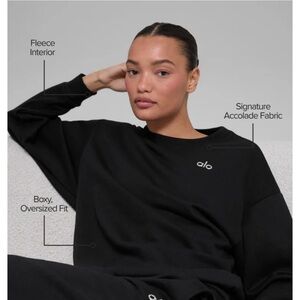 ALO BLACK CREWNECK
